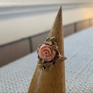 Coral rosebud ring in 10 carat gold